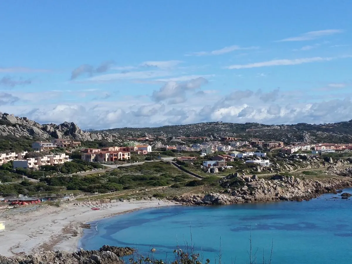 Appartamento Baia Santa Reparata, grazioso bilocale con vista mare - IUN Q2157 Santa Teresa di Gallura