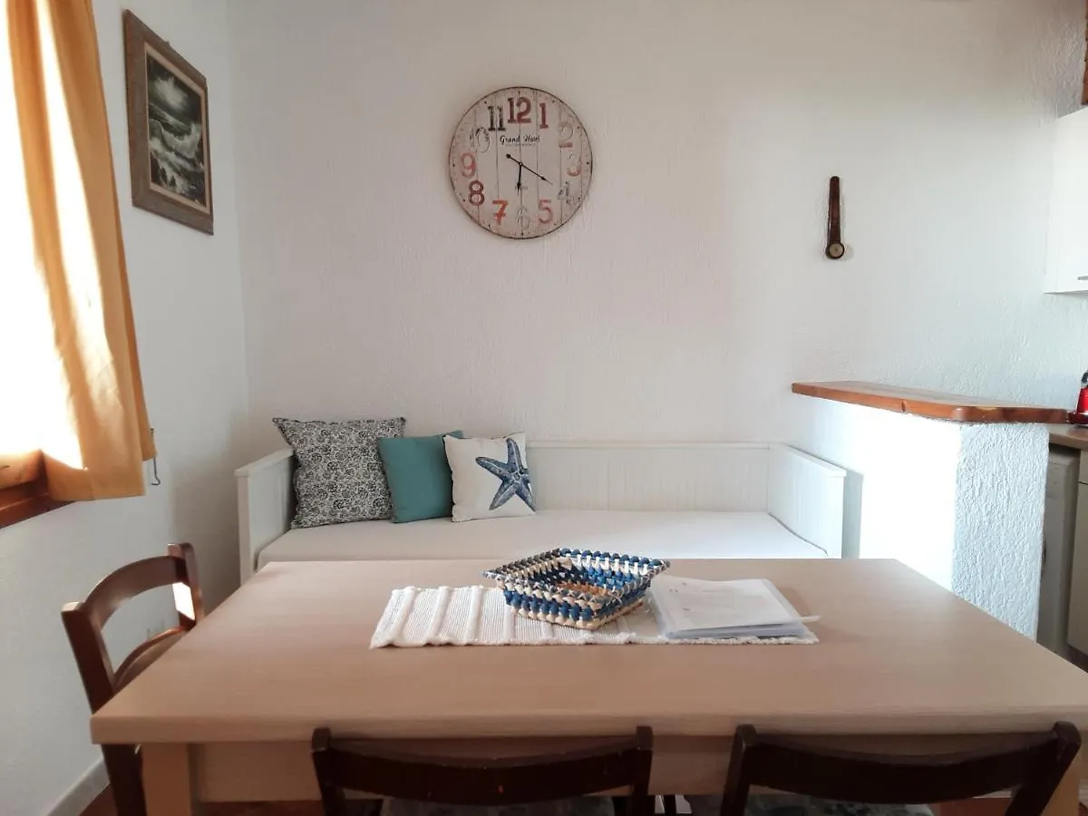 Appartamento Baia Santa Reparata, grazioso bilocale con vista mare - IUN Q2157 Santa Teresa di Gallura Italia